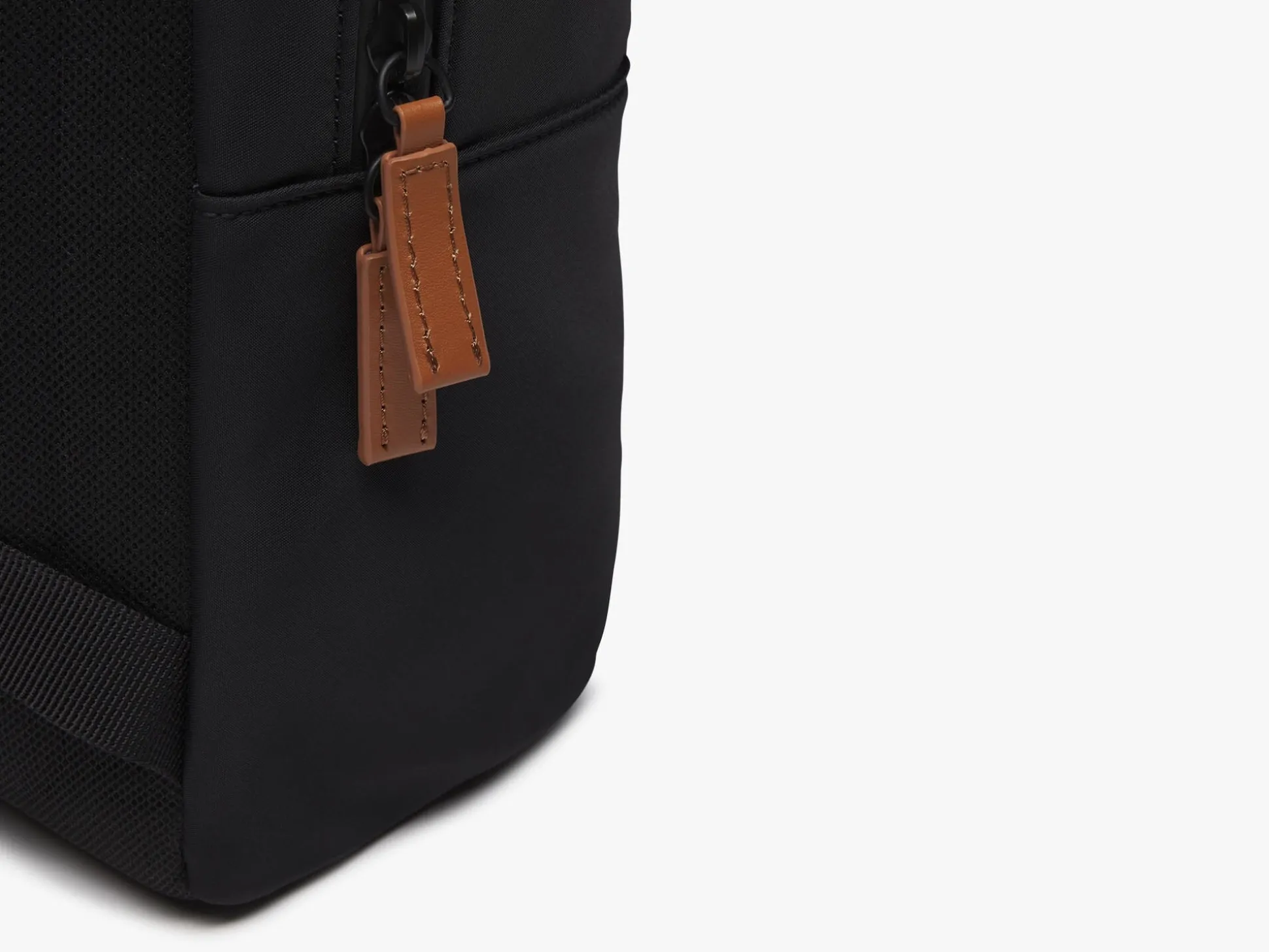 Wolf & Shepherd Crossover™ Backpack>Women Bags | Bags