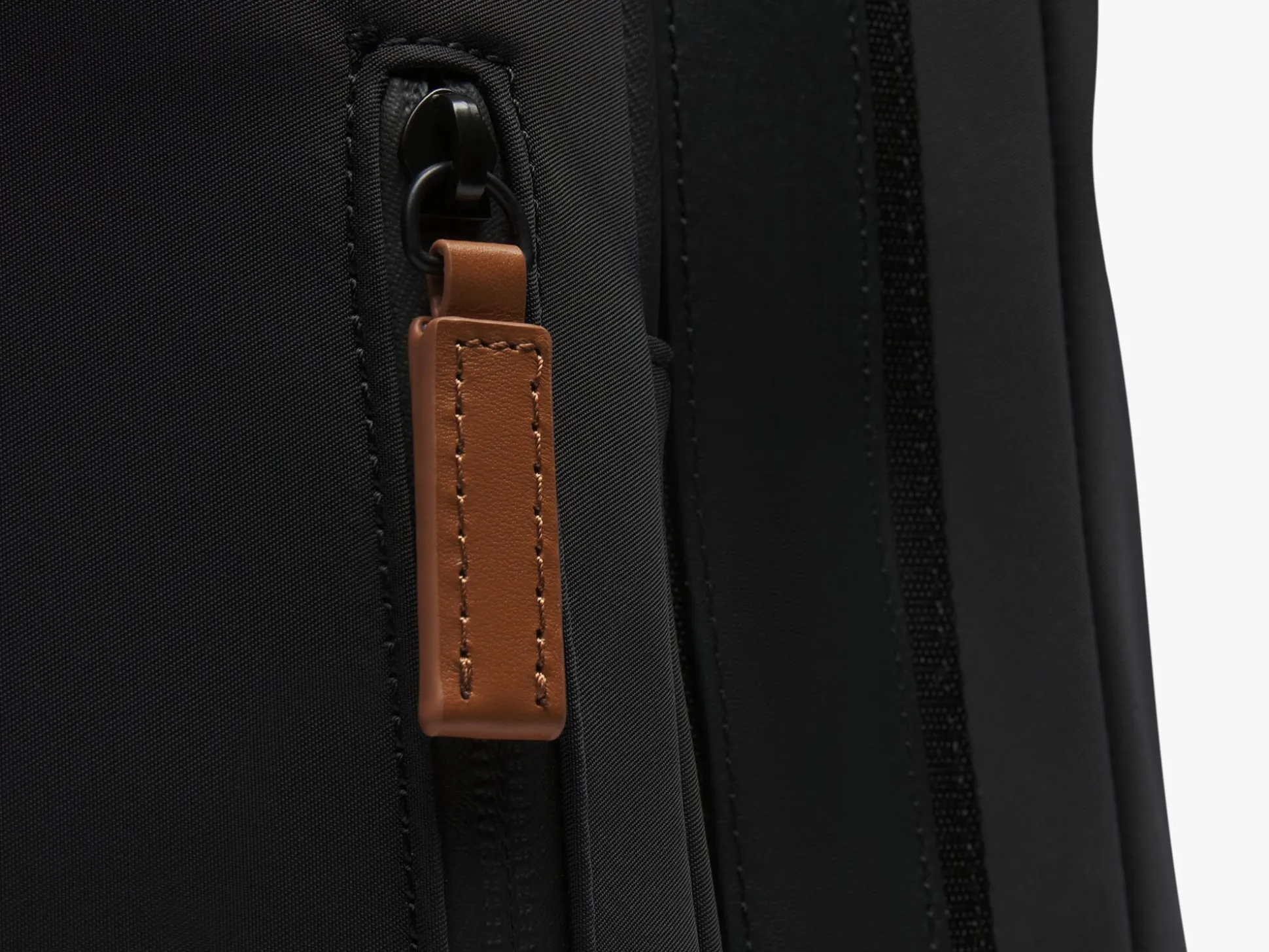 Wolf & Shepherd Crossover™ Backpack>Women Bags | Bags