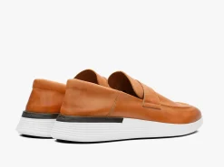 Wolf & Shepherd Crossover™ Loafer><noscript><img width=