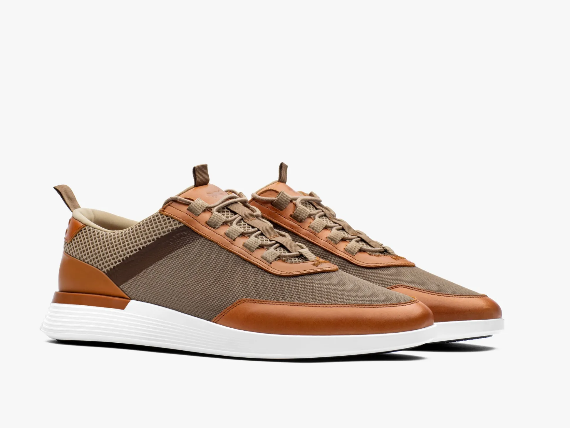 Wolf & Shepherd Crossover™ Victory Trainer> Trainers | Hybrid Dress