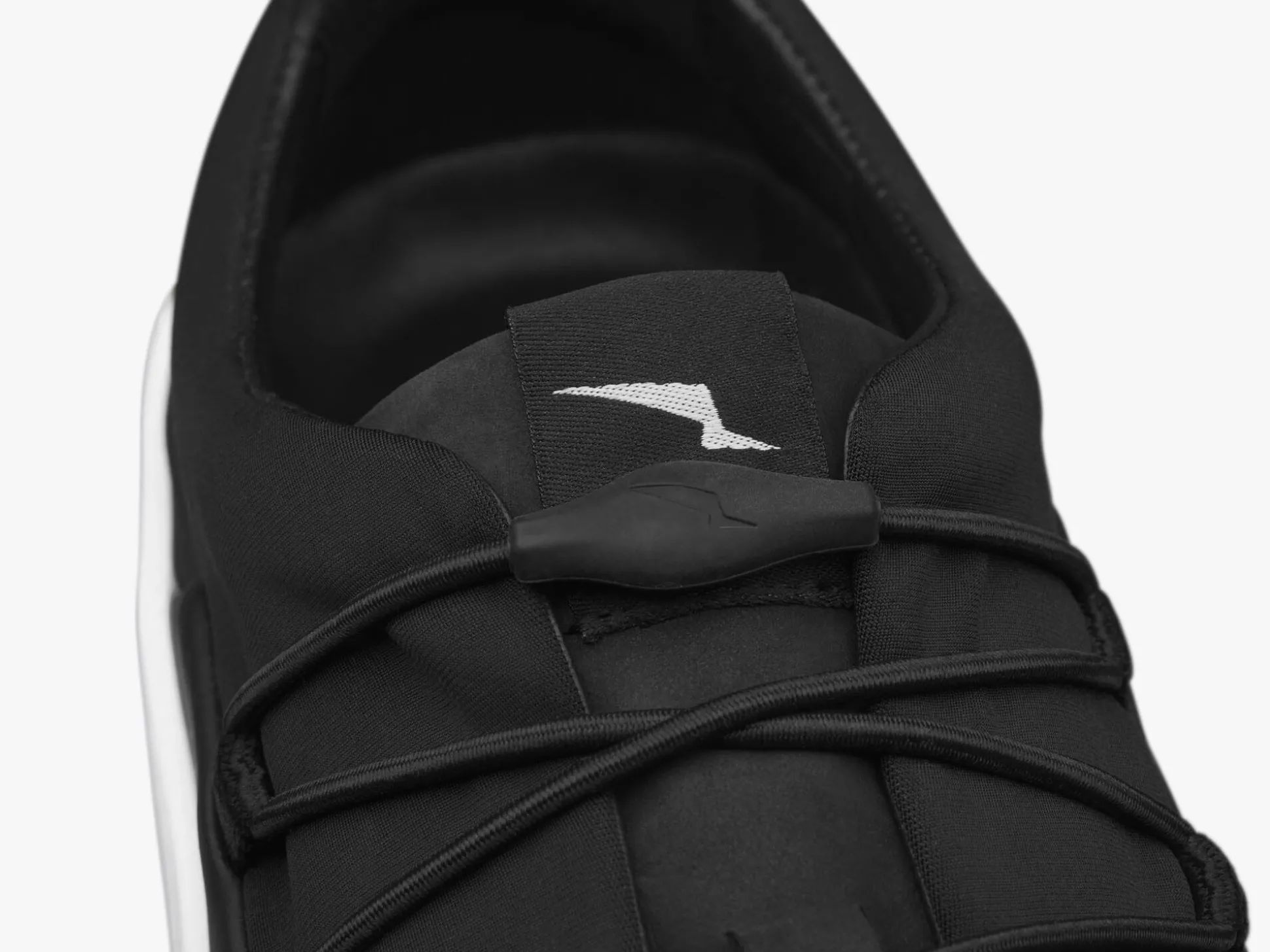 Wolf & Shepherd Cruise™ Breakaway> Trainers | Hybrid Dress