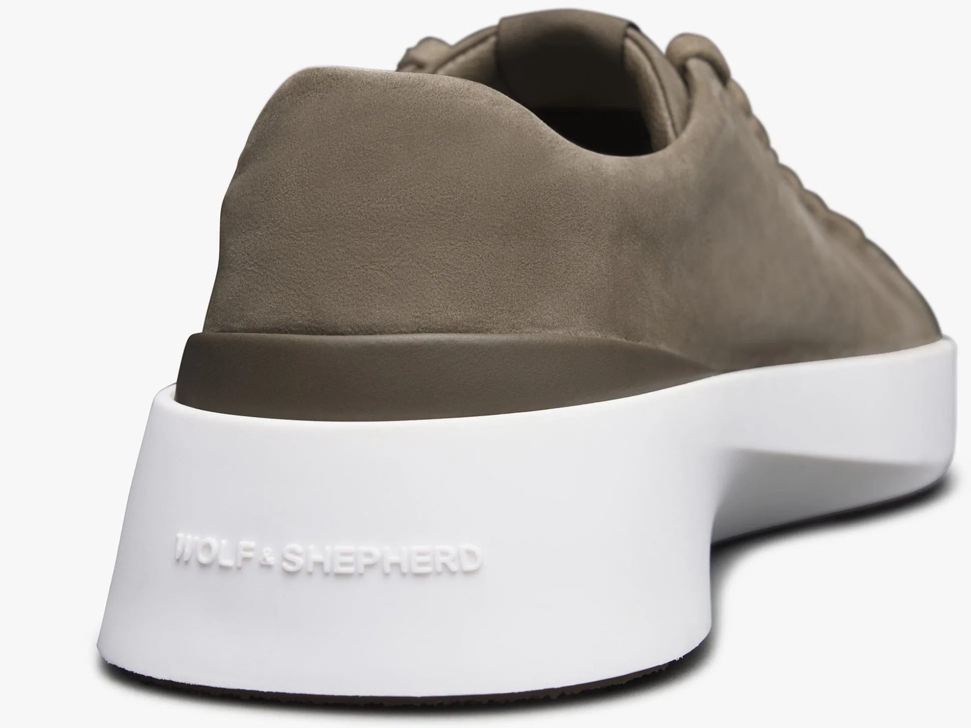 Wolf & Shepherd Cruise™ Lo> Trainers | Hybrid Dress