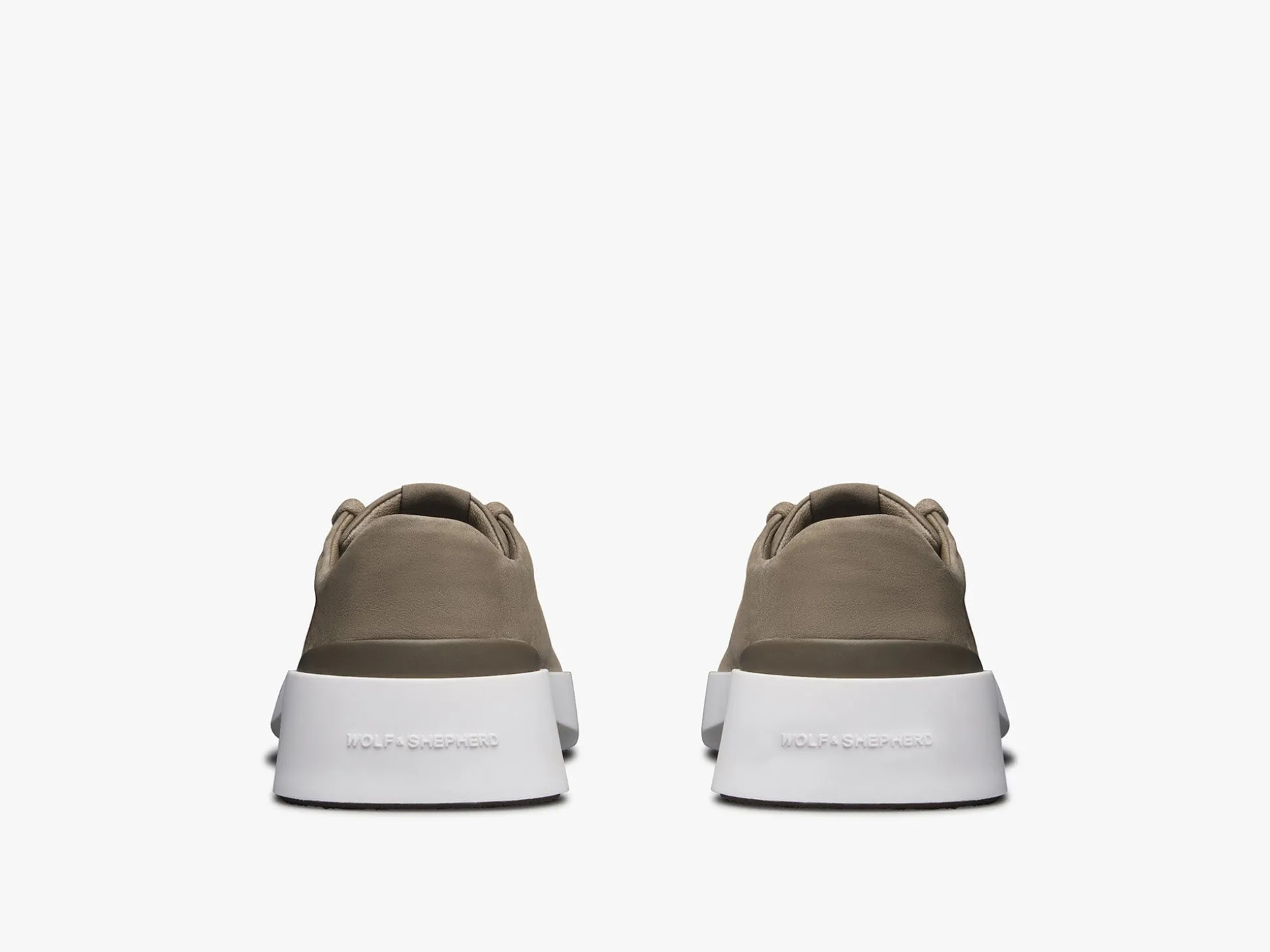 Wolf & Shepherd Cruise™ Lo> Trainers | Hybrid Dress