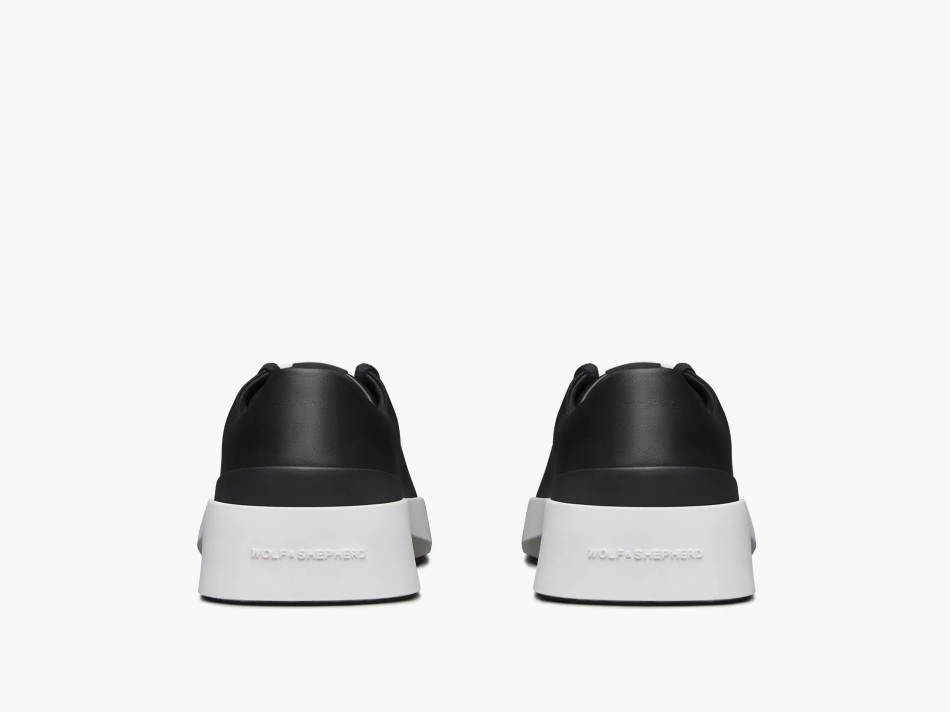 Wolf & Shepherd Cruise™ Lo> Trainers | Hybrid Dress