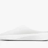 Wolf & Shepherd Cruise™ Mule>Women Slip-ons