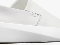 Wolf & Shepherd Cruise™ Slip-On><noscript><img width=